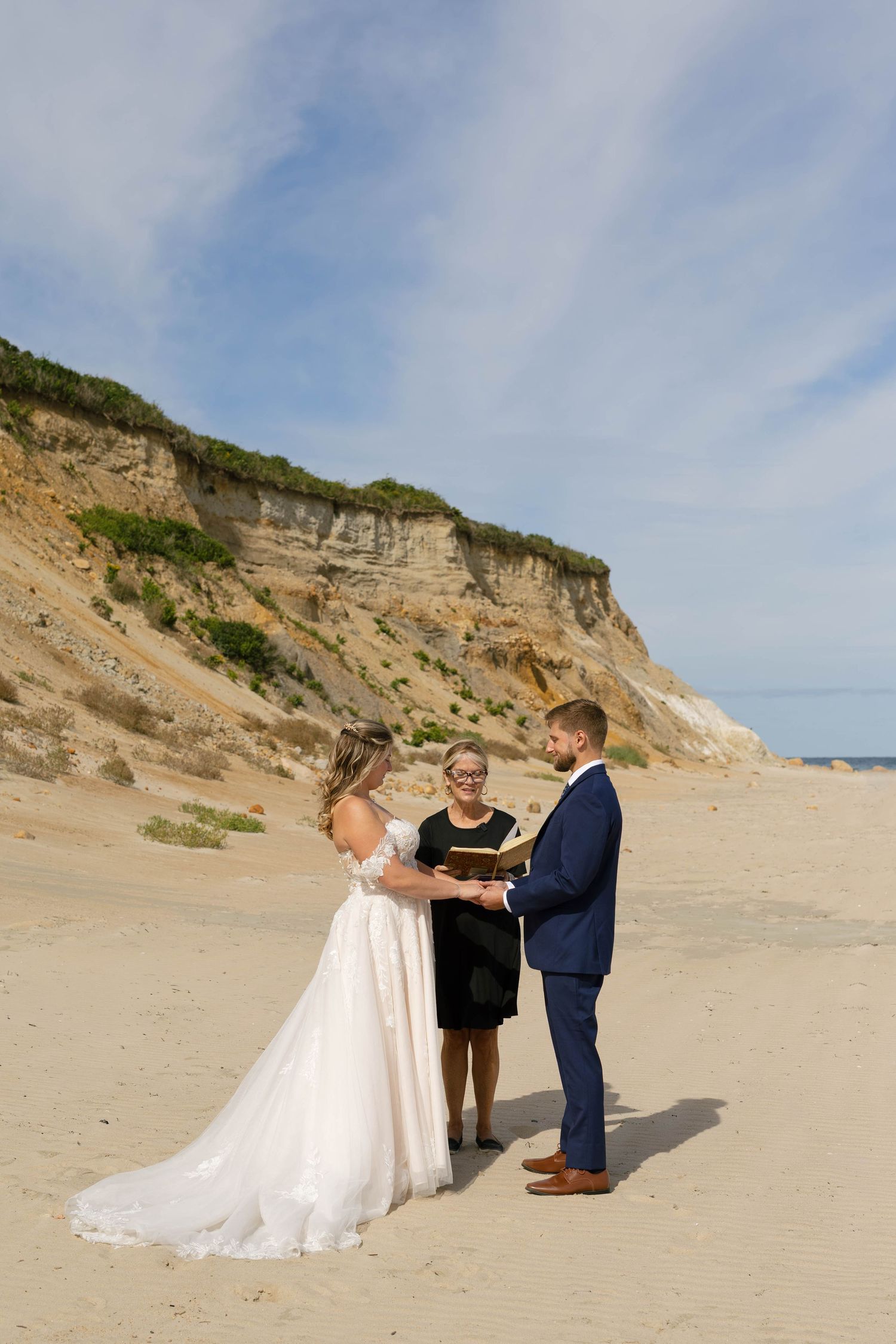 New England elopement photographer capturing timeless, true-to-color celebrations across Rhode Island, Connecticut & the New England coast.