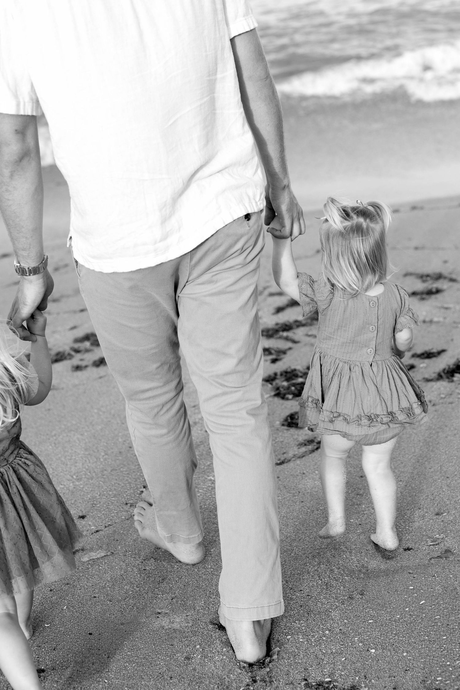 Stuart FL family photographer capturing timeless family photos at House of Refuge. Holiday mini sessions in Stuart, Florida.