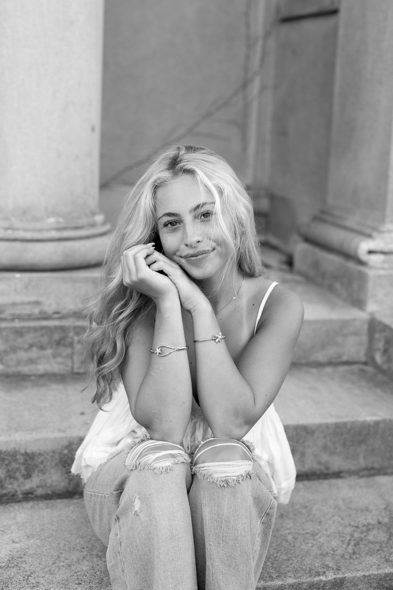 Katie’s senior photos at Harkness Memorial State Park in Waterford, CT. Timeless senior portraits by Connecticut senior photographer Daniell