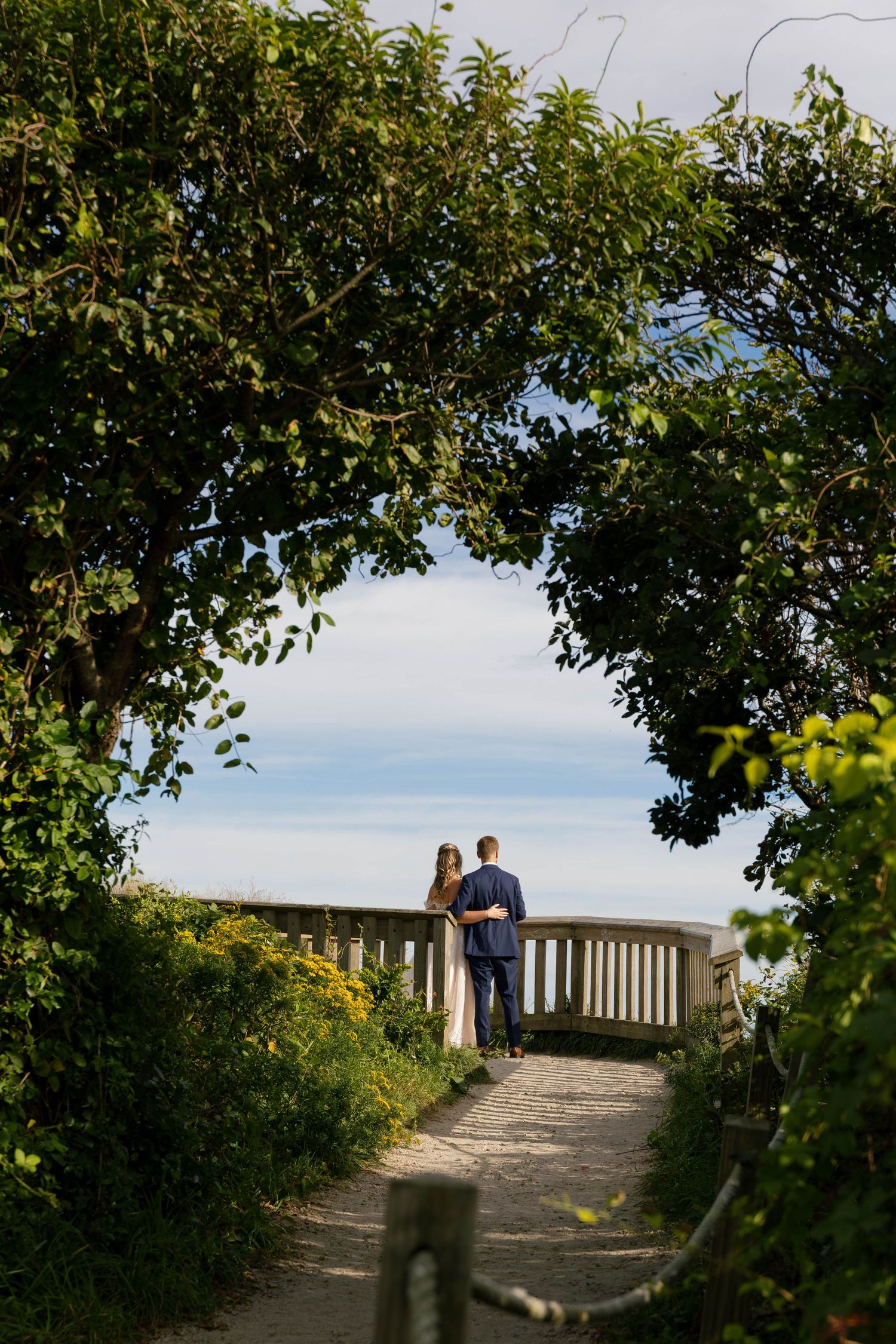 Block Island elopement photographer capturing timeless, true-to-color weddings at Clay Head Beach, Mohegan Bluffs & across Rhode Island.