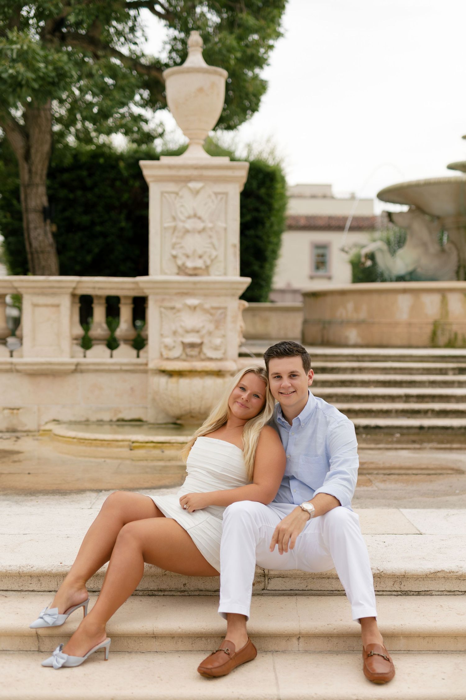 Romantic oceanfront engagement photos of Elliot and Annabel on Palm Beach Island, captured by Daniella Dyan Photography.