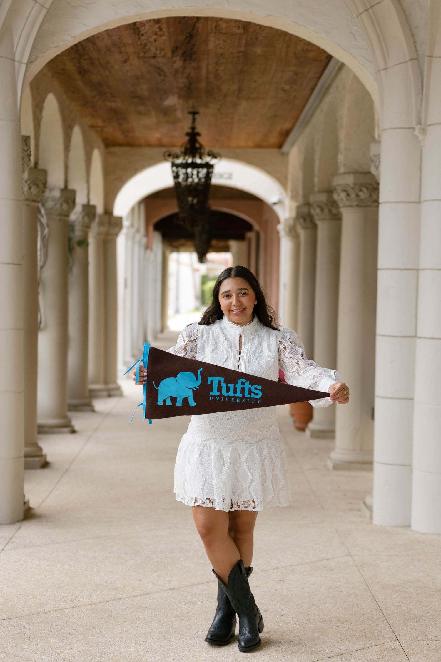 Palm Beach senior photographer, palm beach senior photos, luxury and timeless senior photos, natural editing senior photos palm beach island