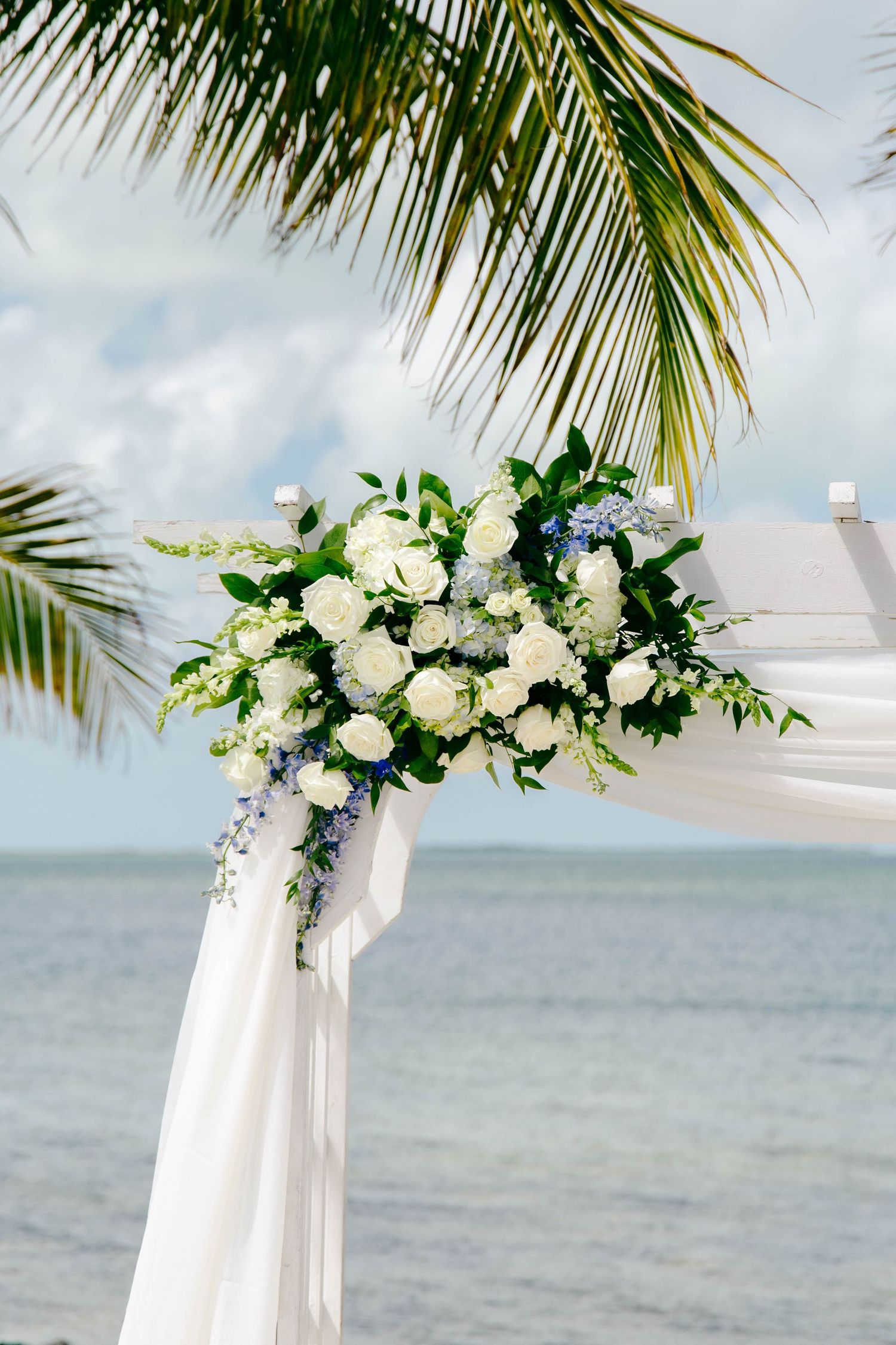 Key Largo Lighthouse Wedding Photos, Wedding Photographer in the Florida Keys, Natural and true to color wedding photographer, Key Largo FL