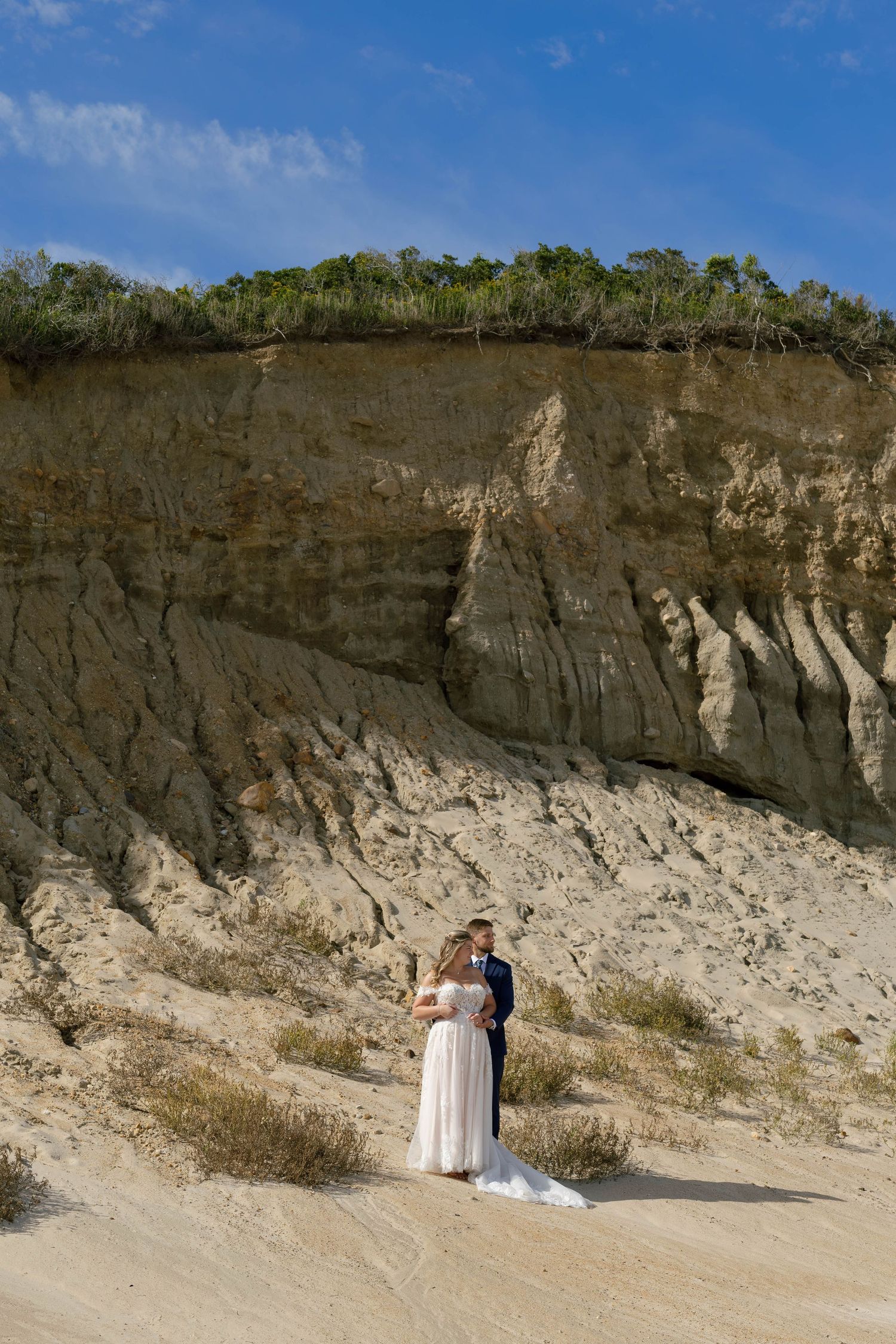 New England elopement photographer capturing timeless, true-to-color celebrations across Rhode Island, Connecticut & the New England coast.