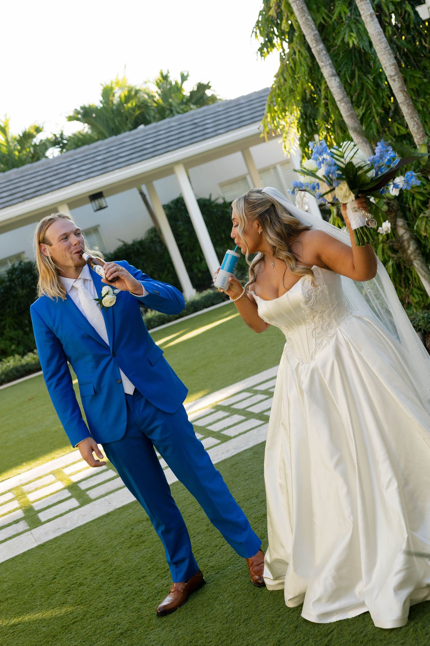 Natural candid wedding photography at Pelican Club in Jupiter Florida