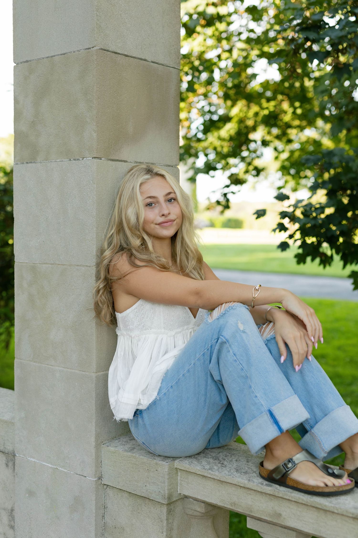 Katie’s senior photos at Harkness Memorial State Park in Waterford, CT. Timeless senior portraits by Connecticut senior photographer Daniell
