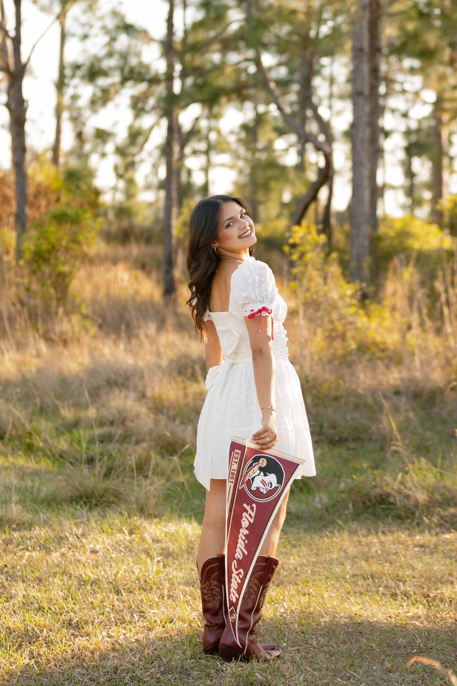 CT senior photos featuring golden hour portraits, natural light, and timeless imagery for high school seniors across Connecticut