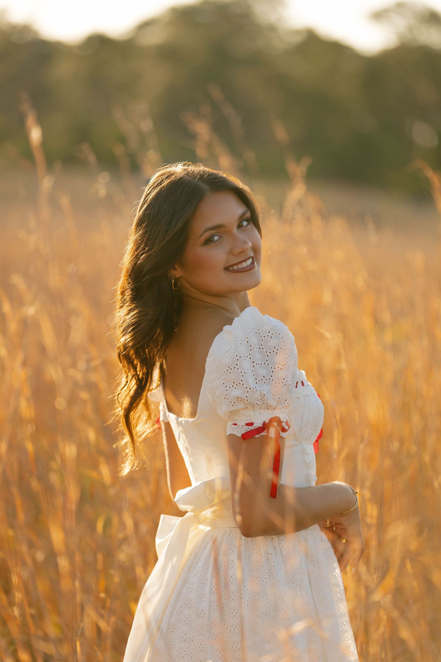 Senior Photographer in Connecticut. Luxury Senior Photos, Best senior photos in the hamptons. Palm beach senior photographer Graduate photos