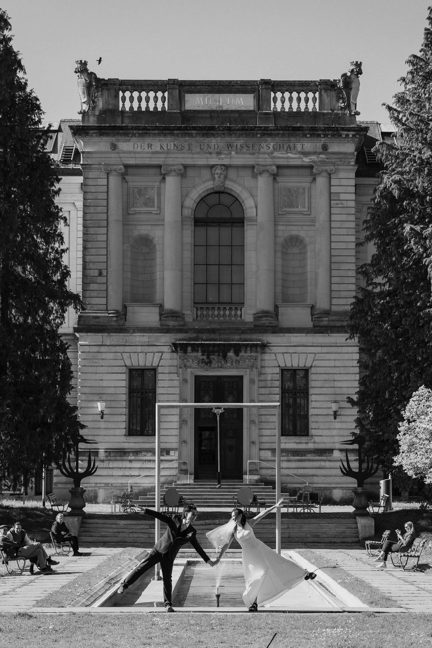 Hochzeitsfotograf in Solothurn, standesamtliche Trauung im Palais Lebesenval, Fotograf für standesamtliche Trauungen in Solothurn, Fotos von