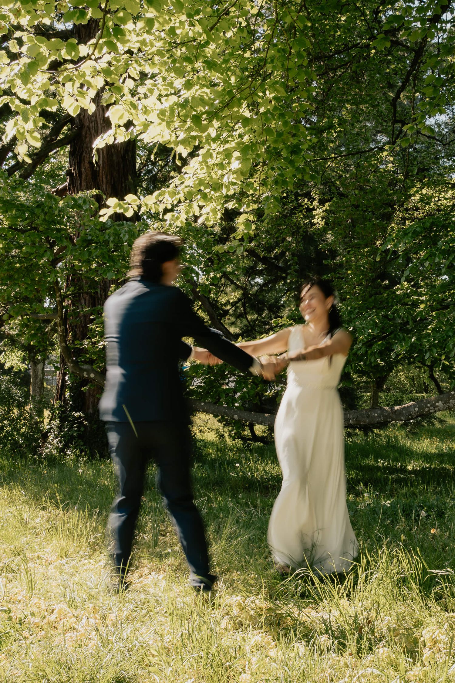 Cinematic play couple photoshoot, solothurn civil wedding photoshoot, wedding photographer palais le besenval