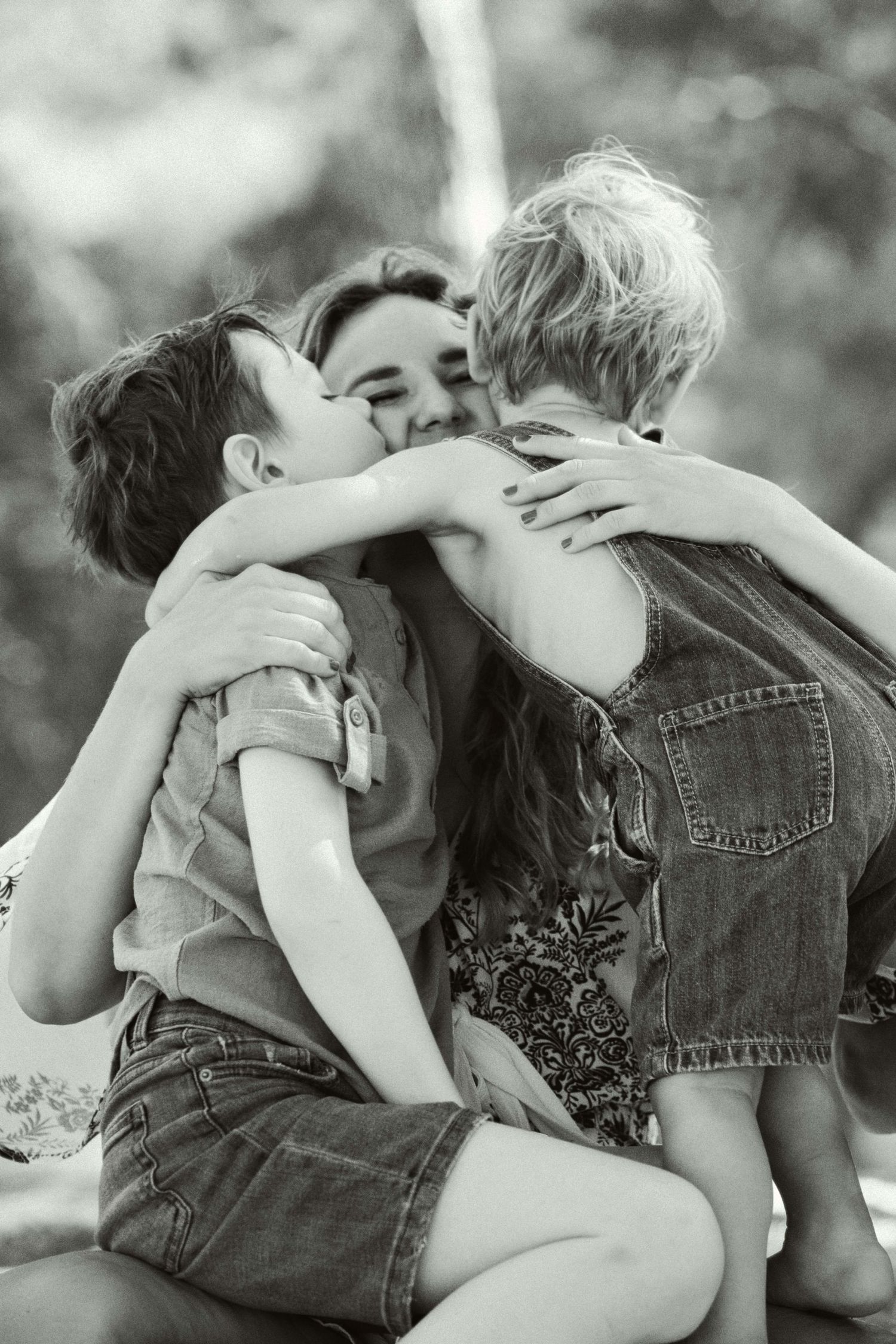 Family photography zurich, analog family photography, sofi ammann, zurich family photographer, candid family photography