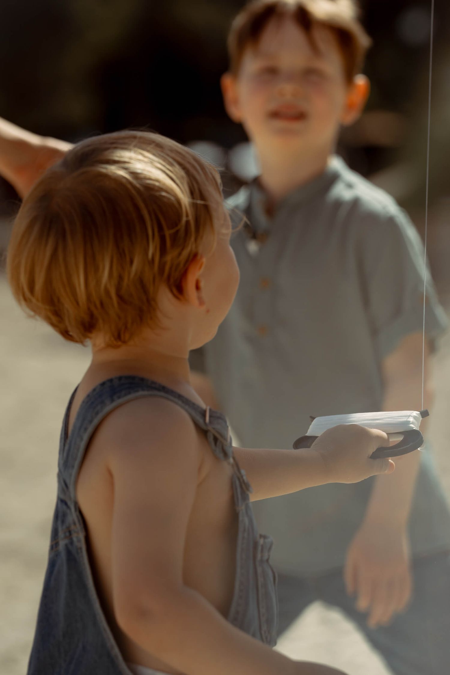 Candid family photography, film inspired, Sofi Ammann, zurich switzerland family photography