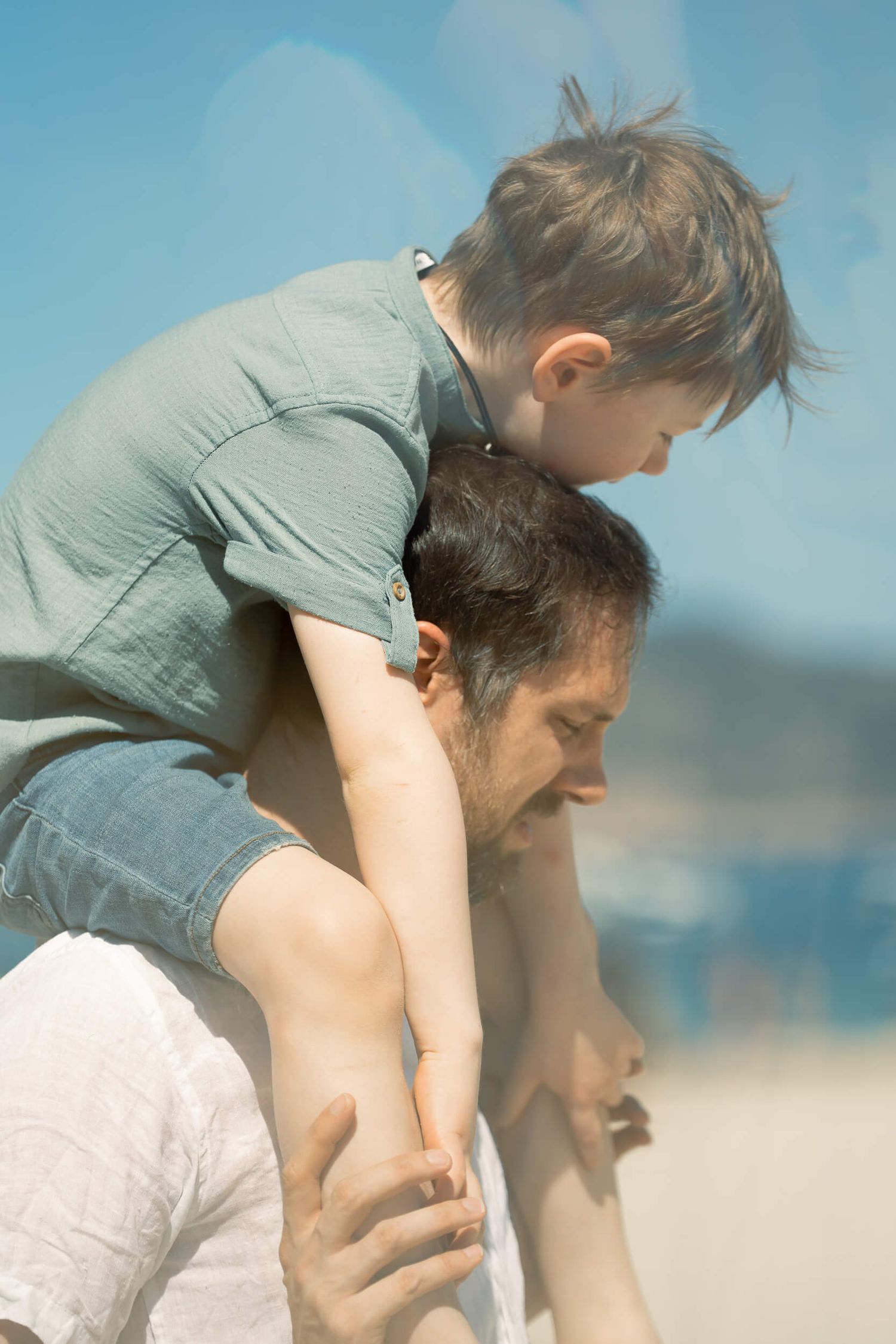 Candid family photography, film inspired, Sofi Ammann, zurich switzerland family photography