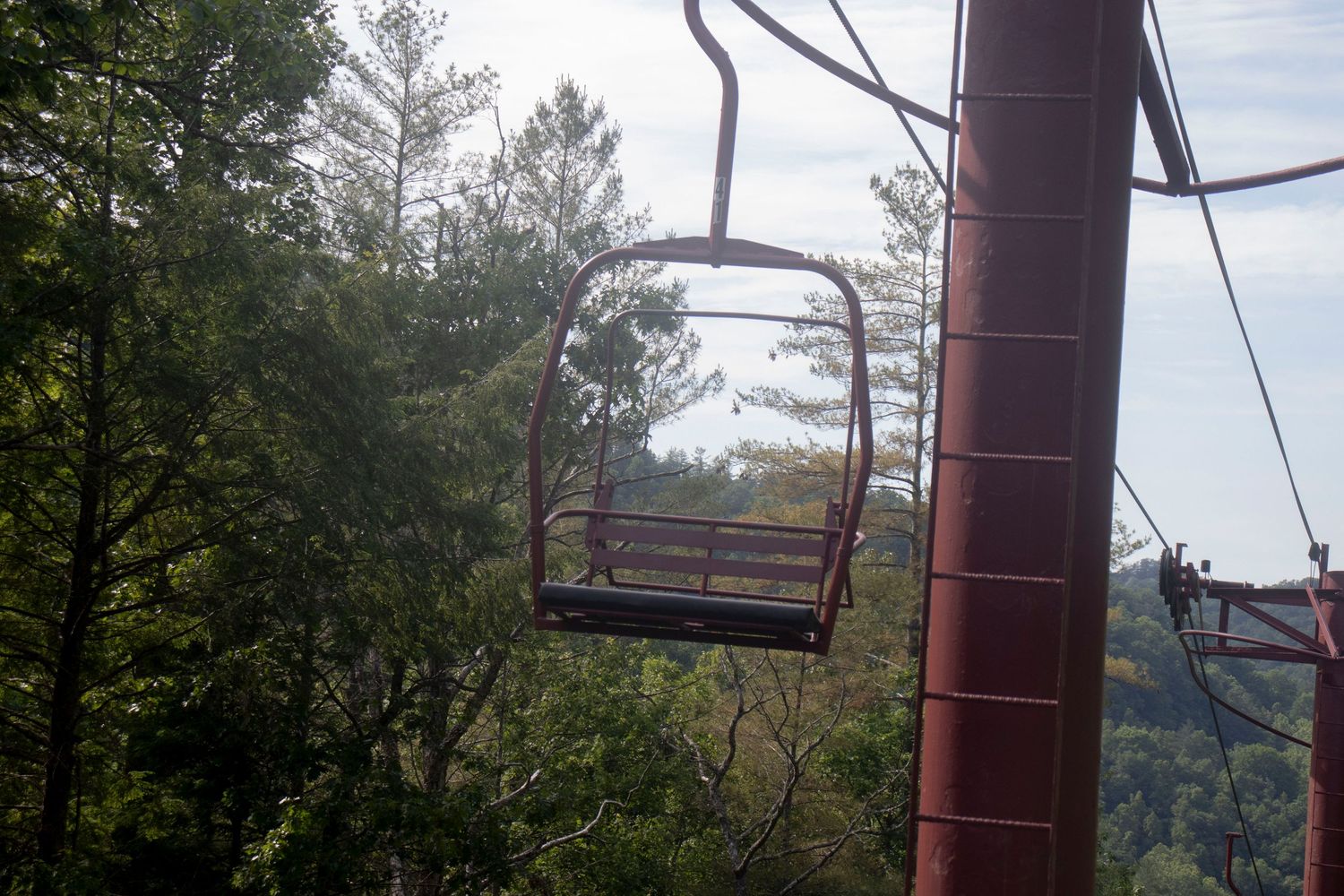 A gondola at the ski lift at Natural Bridge State Resort Park.