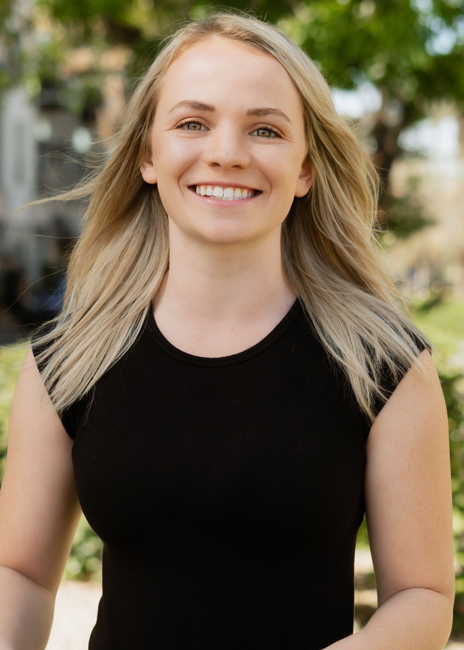 Professional outdoor headshot session. Captured by Genesis Renteria, Veeutiful Photography
