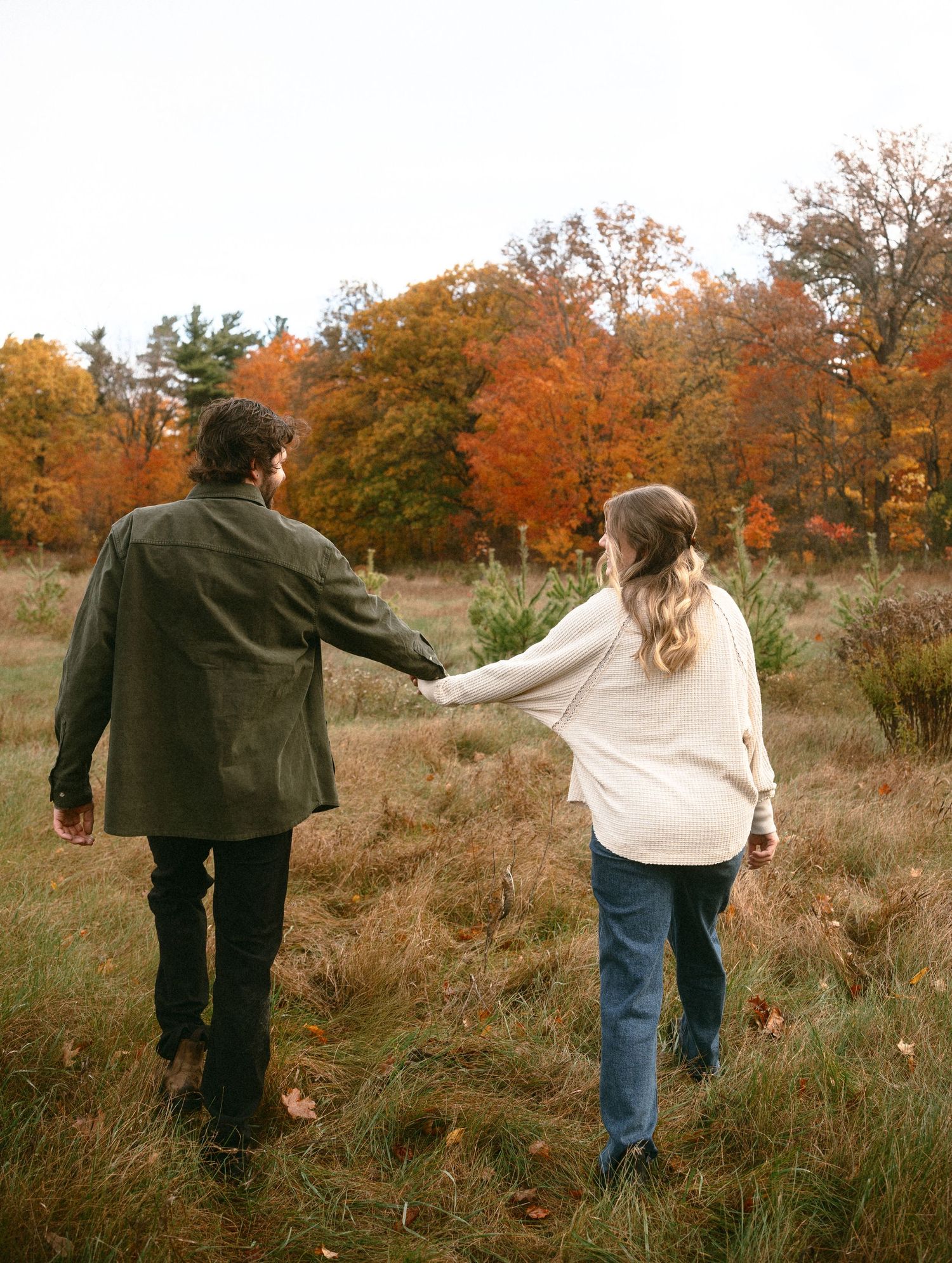 Cinematic engagement session by Calgary photographer Aria Hart Photography.