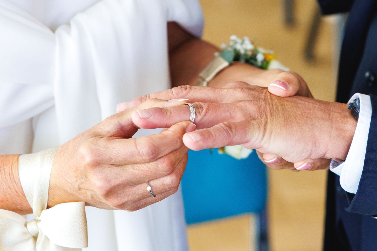 Photographe de mariage capturant la cérémonie dans le Nord-Pas-de-Calais