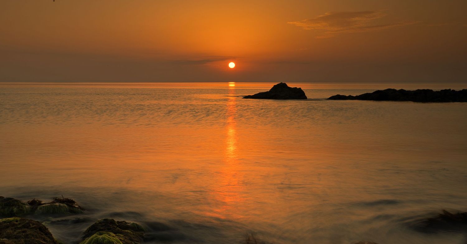 Scenic Snowdonia National Park in North Wales with mountain peaks, rolling hills, and iconic Welsh coastline.