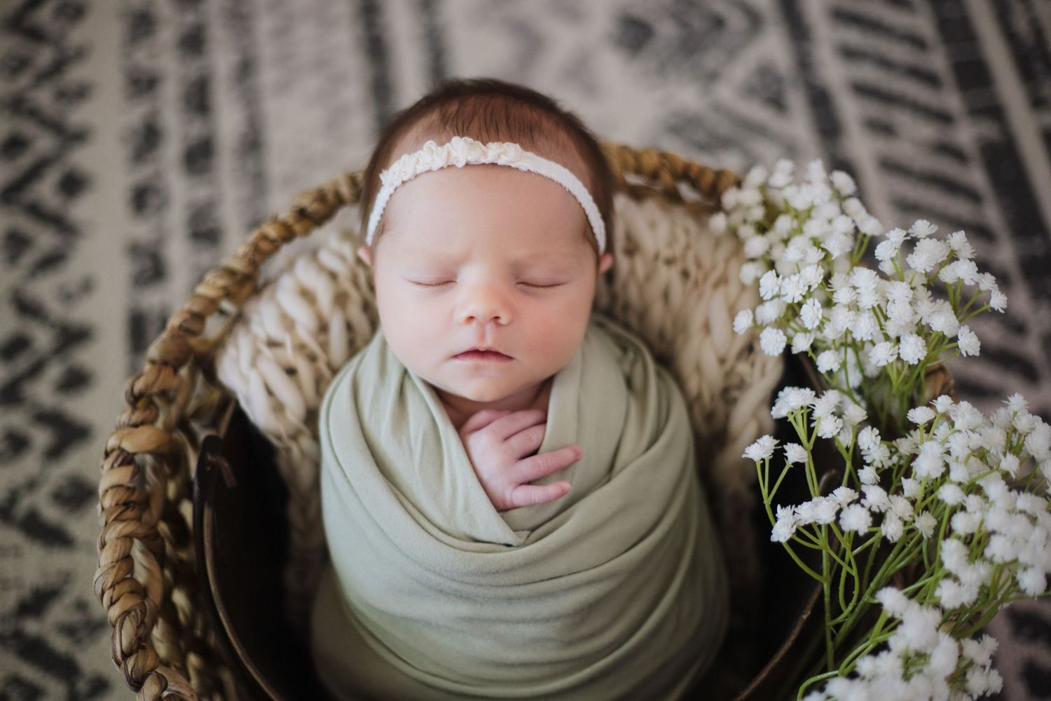 Fairchild Photo Co Springfield Missouri newborn photographer – wrapped baby portraits in neutral tones