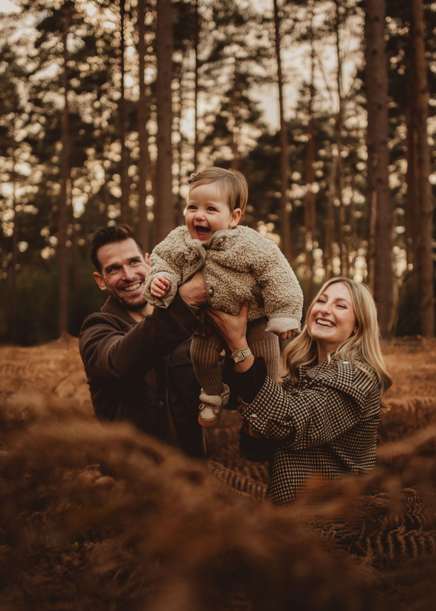 at-home maternity session in Northwood – relaxed, natural mother-to-be photography in Hertfordshire