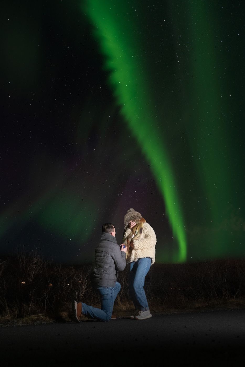 Proposal under the northern lights.