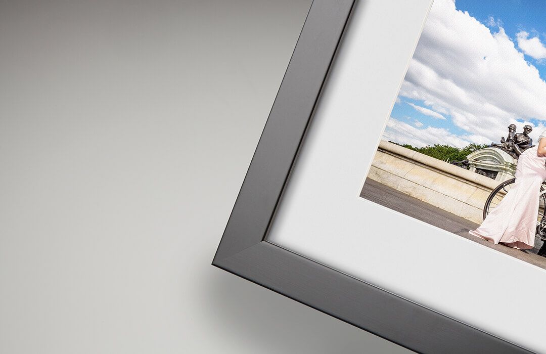 picture of gallery frame in Black, which are products that 4 ever paw prints pet photography sells