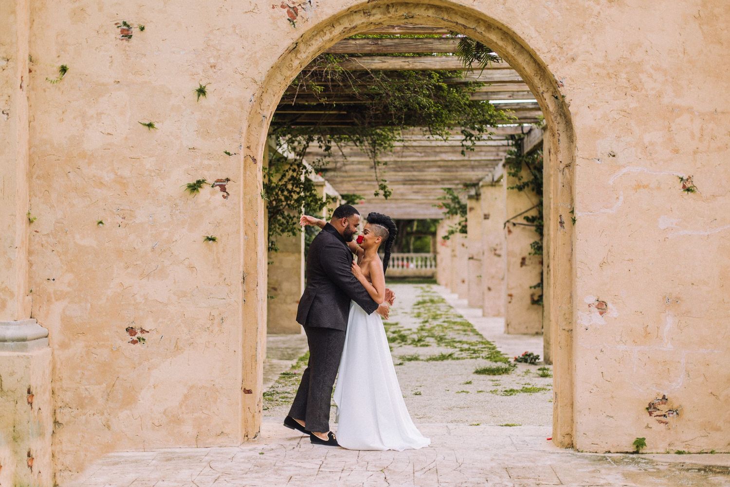 Engagement Photoshoot at Coral Gables Entrance Park
