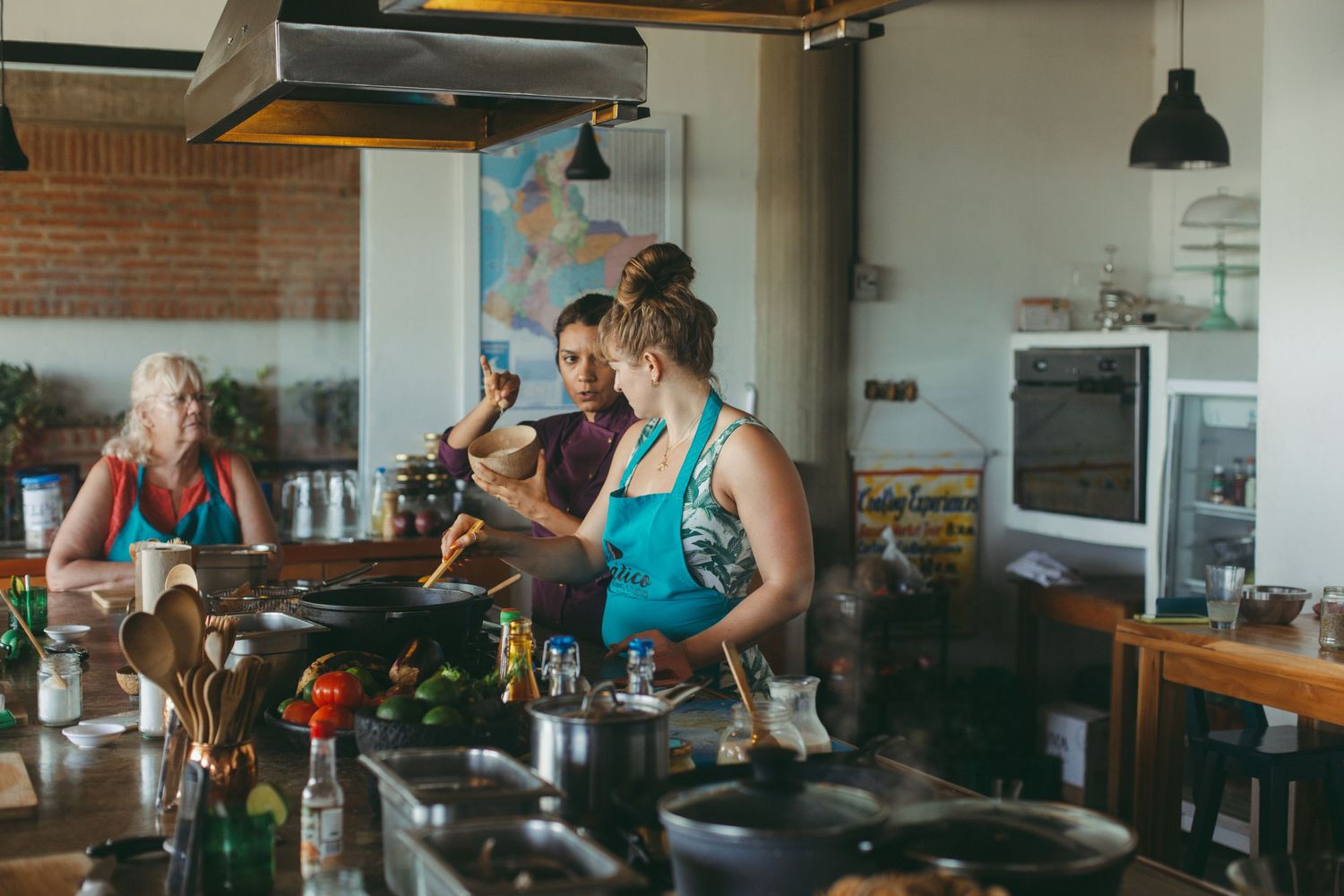 Colombia travel photographer. Cooking class in Colombia at Lunatico Cooking Studio