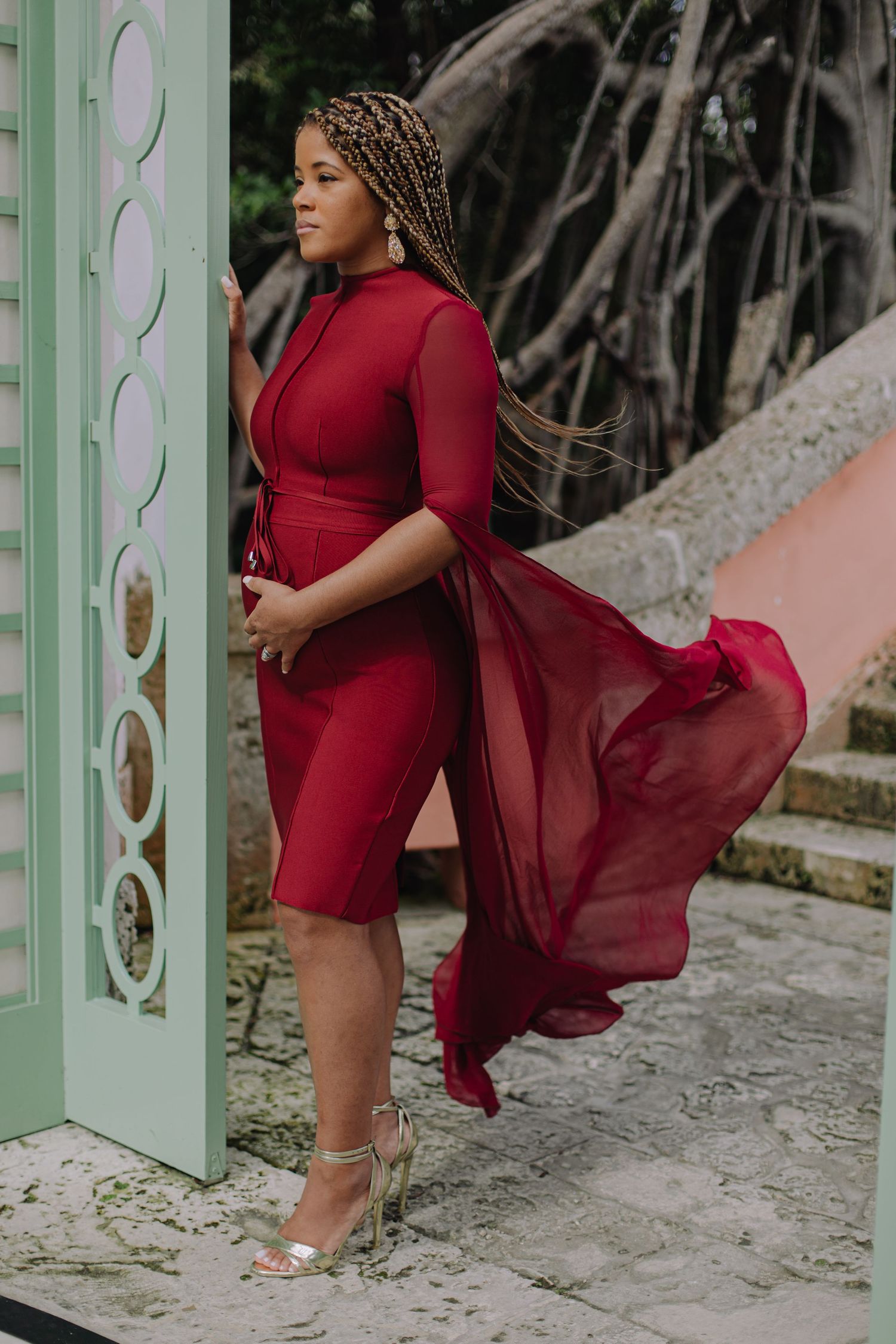 Couple photoshoot and Maternity photoshoot at Vizcaya Museum and Gardens in Miami, FL.
