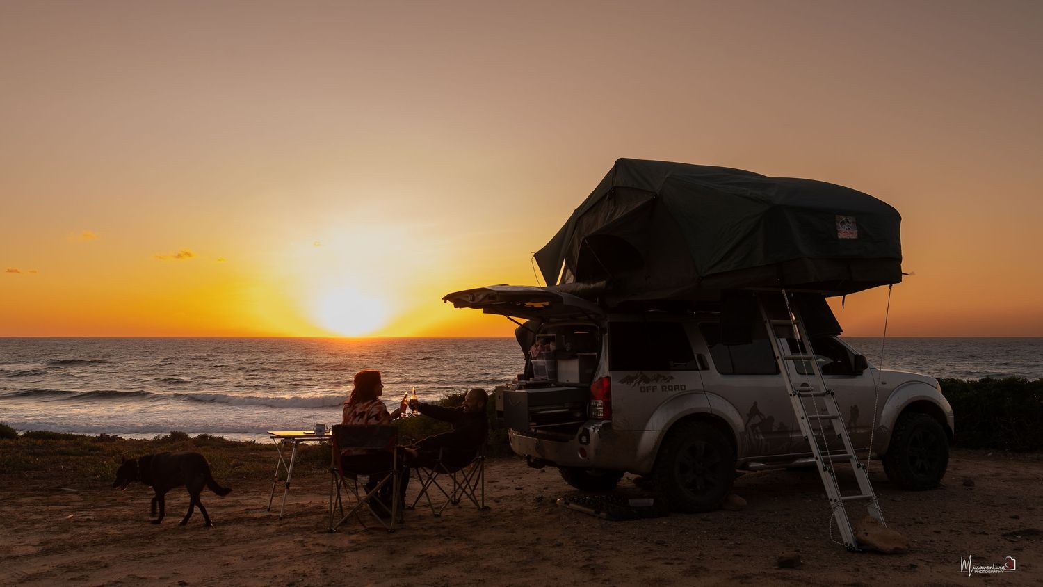 4x4 nissan pathfinder, bivouac paysage et équipement overland