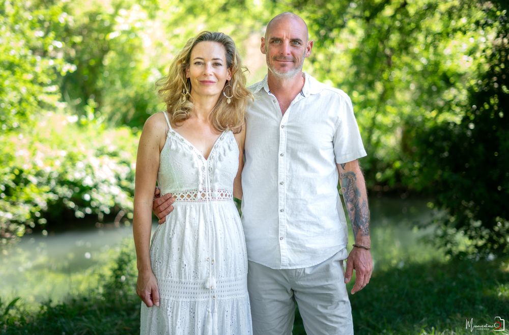 PHOTOGRAPHE PORTRAITS COUPLE LIFESTYLE dans le Var (83). FORCALQUEIRET