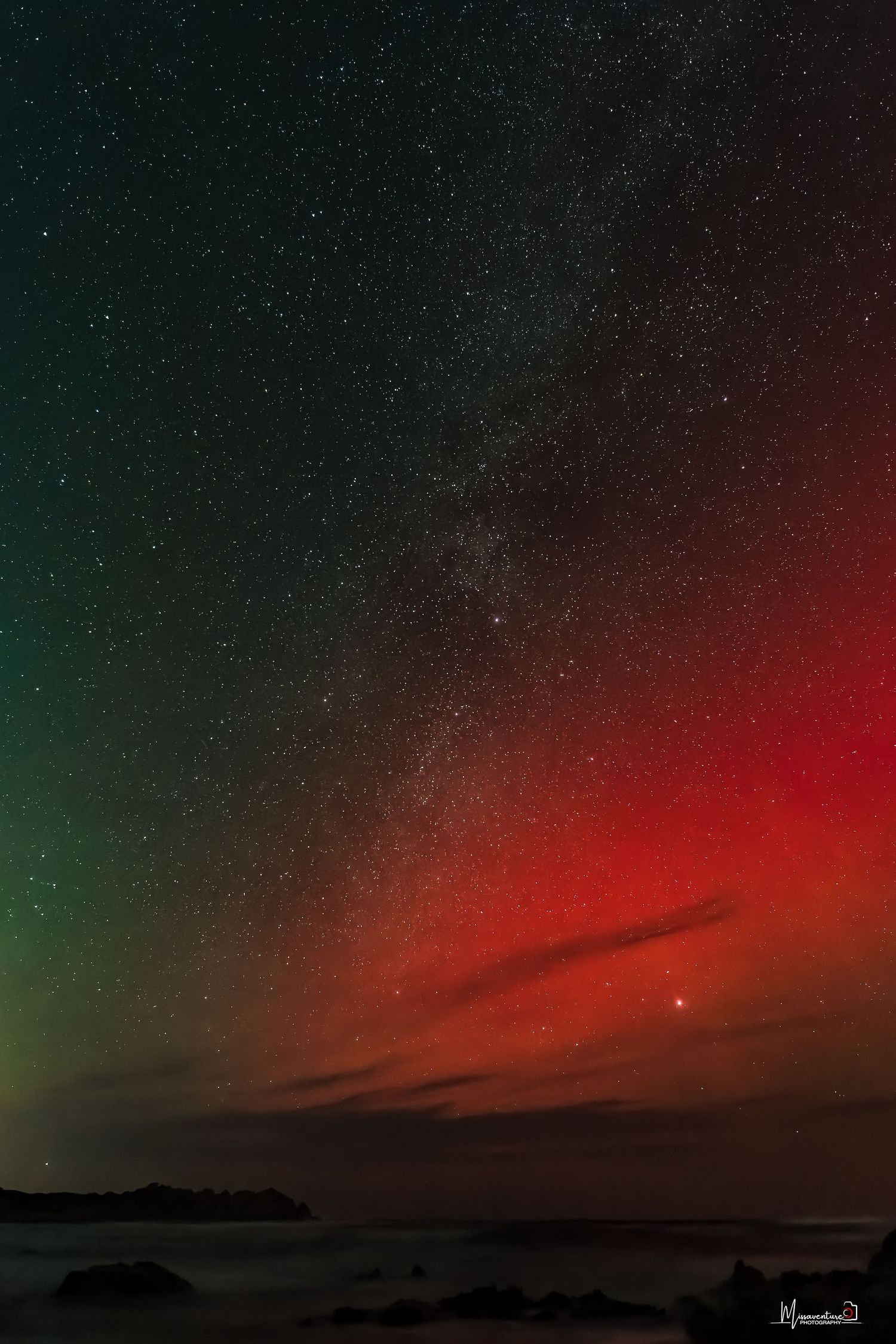 PHOTOGRAPHE PORTRAIT & PAYSAGES dans le Var (83).
Voie lactée, aurore boréale et airglow