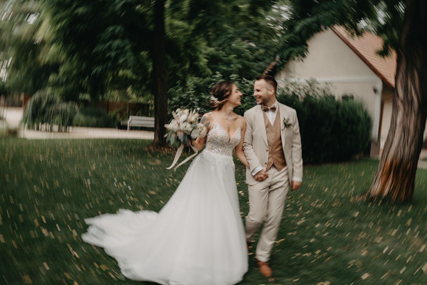 Modern, elegáns esküvő a Bukovszki birtokon - RR Pictures esküvői fotós