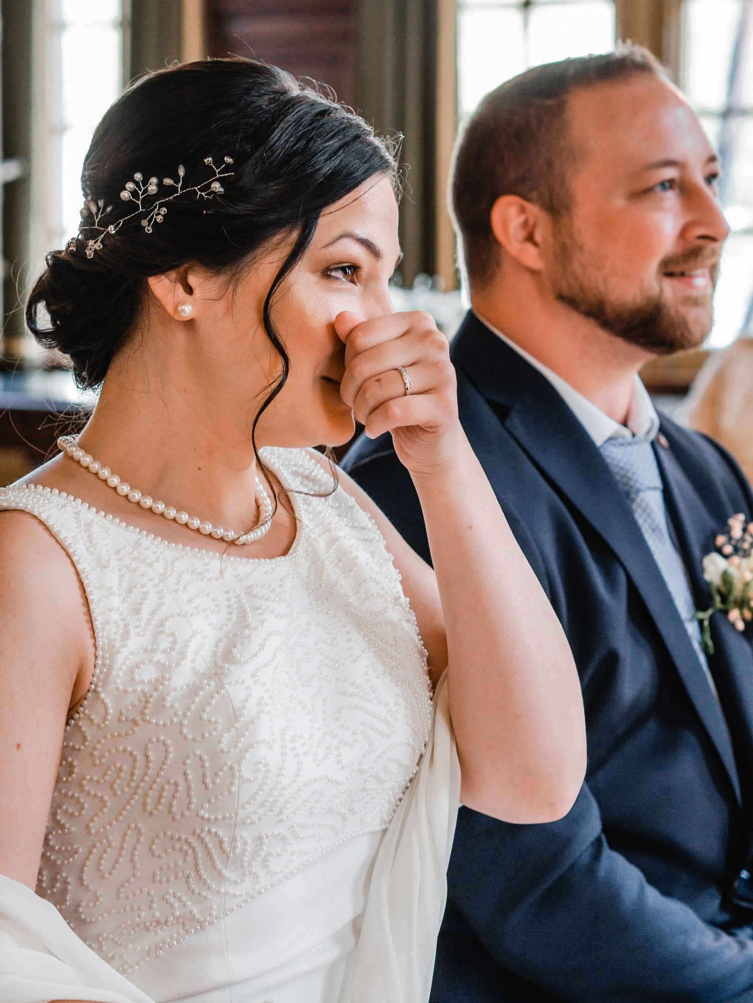 Authentische Hochzeitsreportage Graz. Candid and emotional wedding storytelling by Petra Szabo.