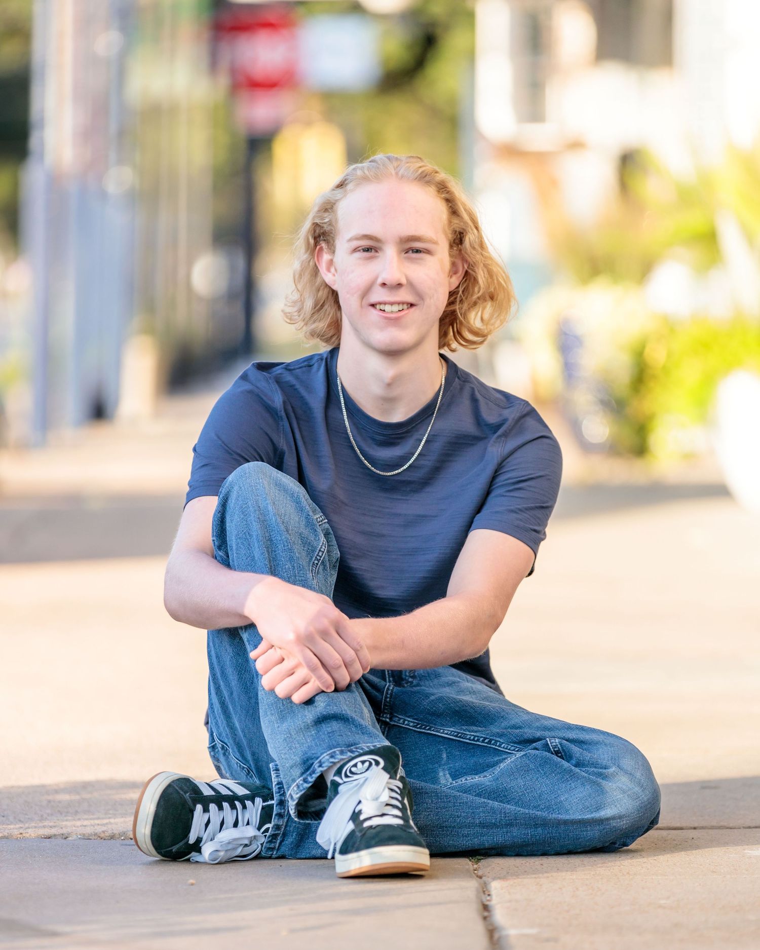 Senior portrait of a teen boy with off camera flash