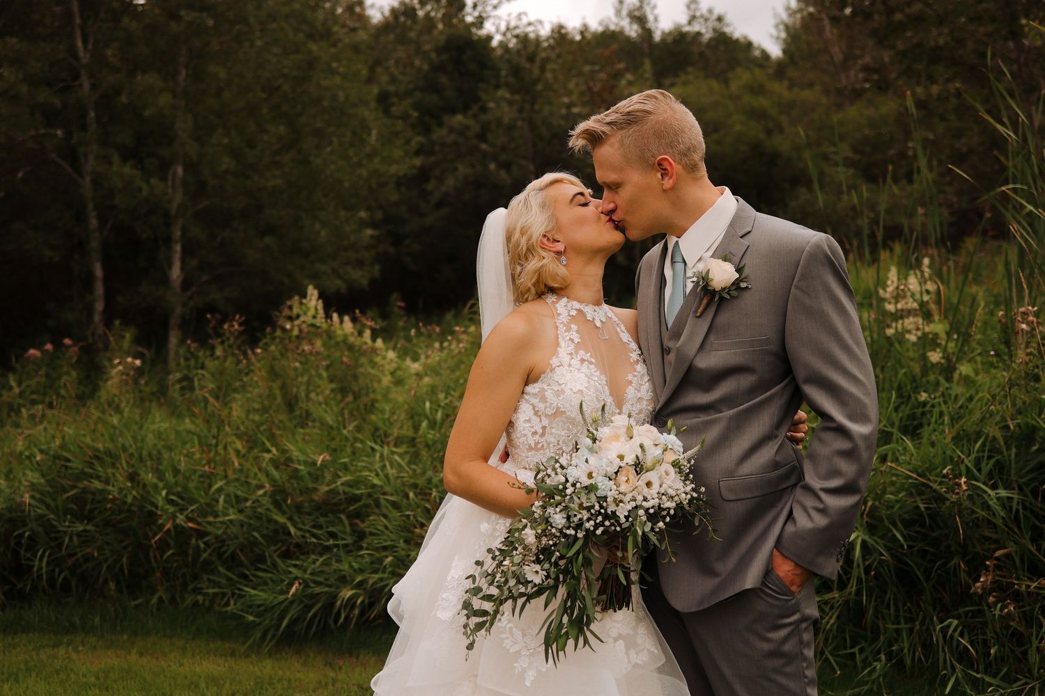 Minnesota Wedding Photographer