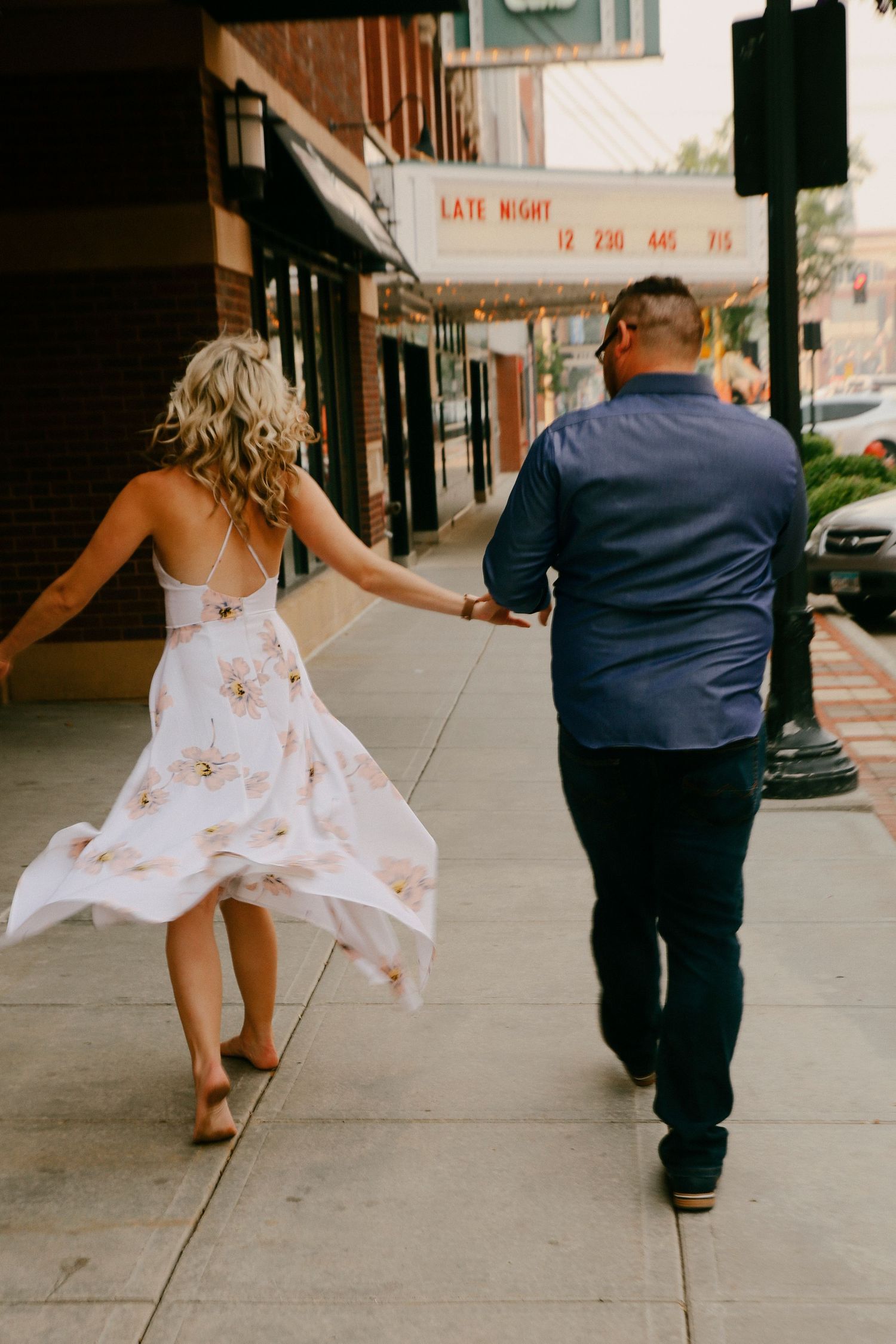 Fargo Wedding Photographer. Fargo Couple Photographer. Downtown Fargo.