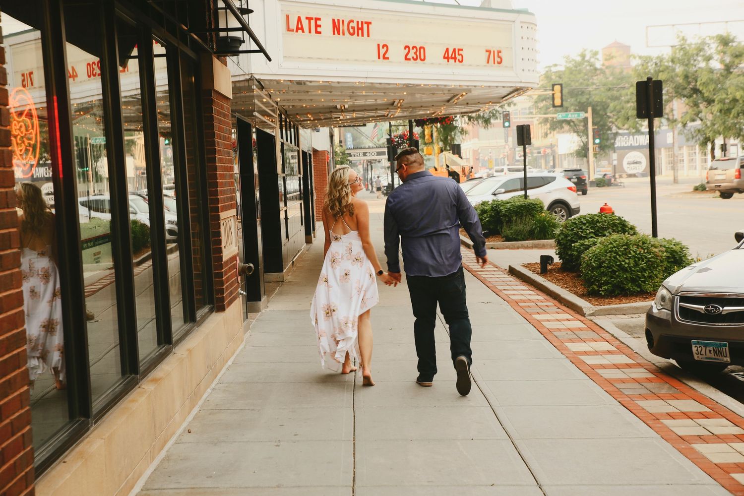 Fargo Wedding Photographer. Fargo Couple Photographer. Downtown Fargo.