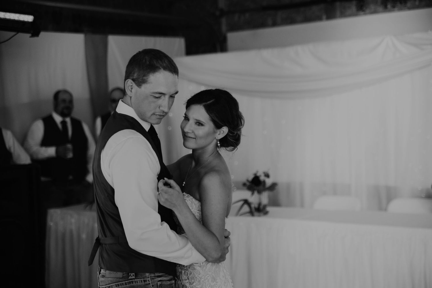 Fergus Falls Wedding Photographer