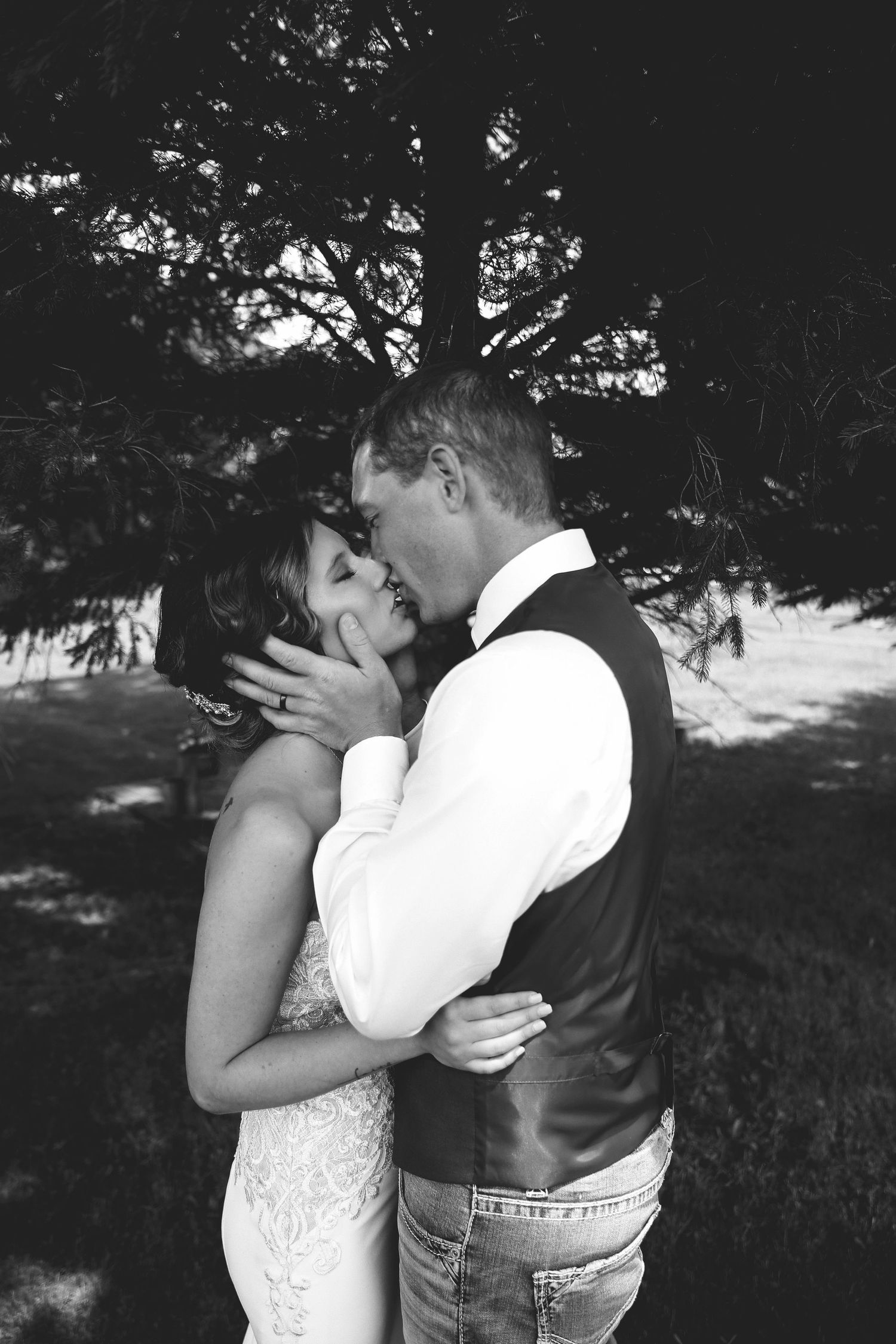Fergus Falls Wedding Photographer