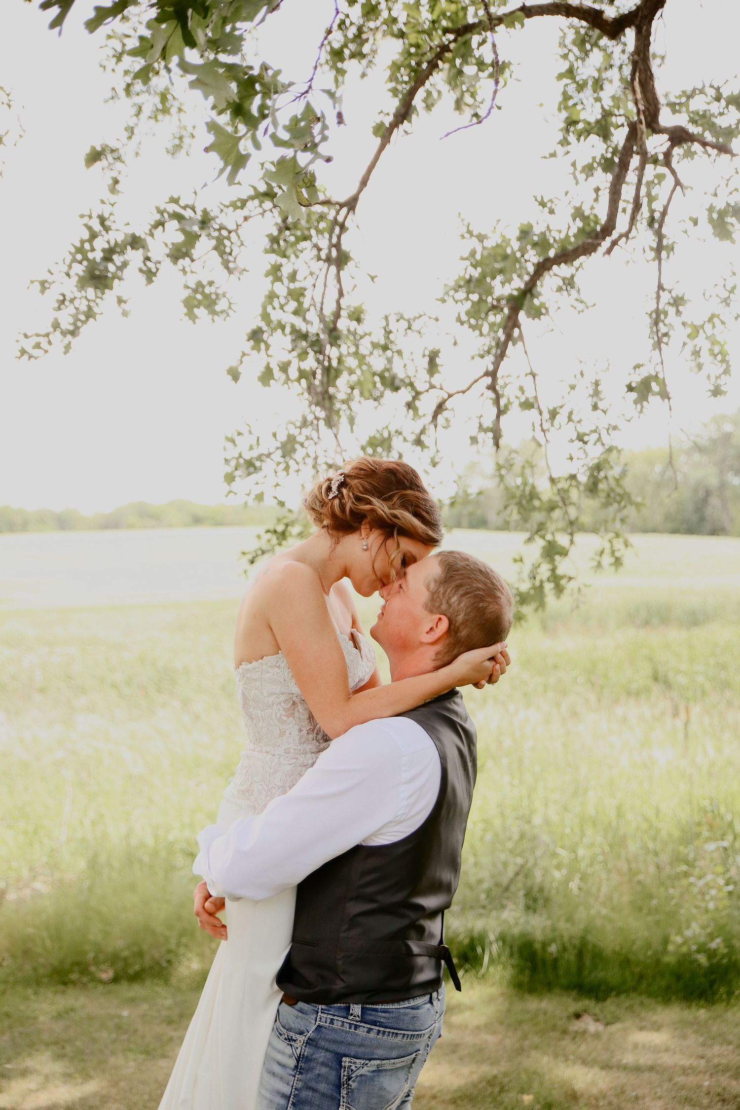 Fergus Falls Wedding Photographer