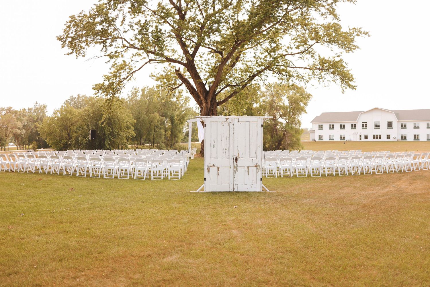 Pelican Rapids Wedding Photographer
