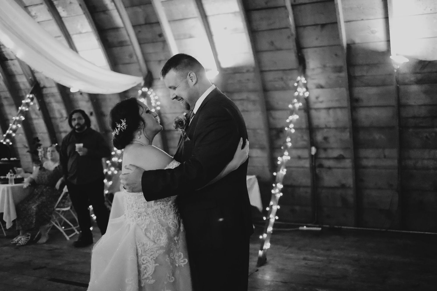 Detroit Lakes Wedding Photographer