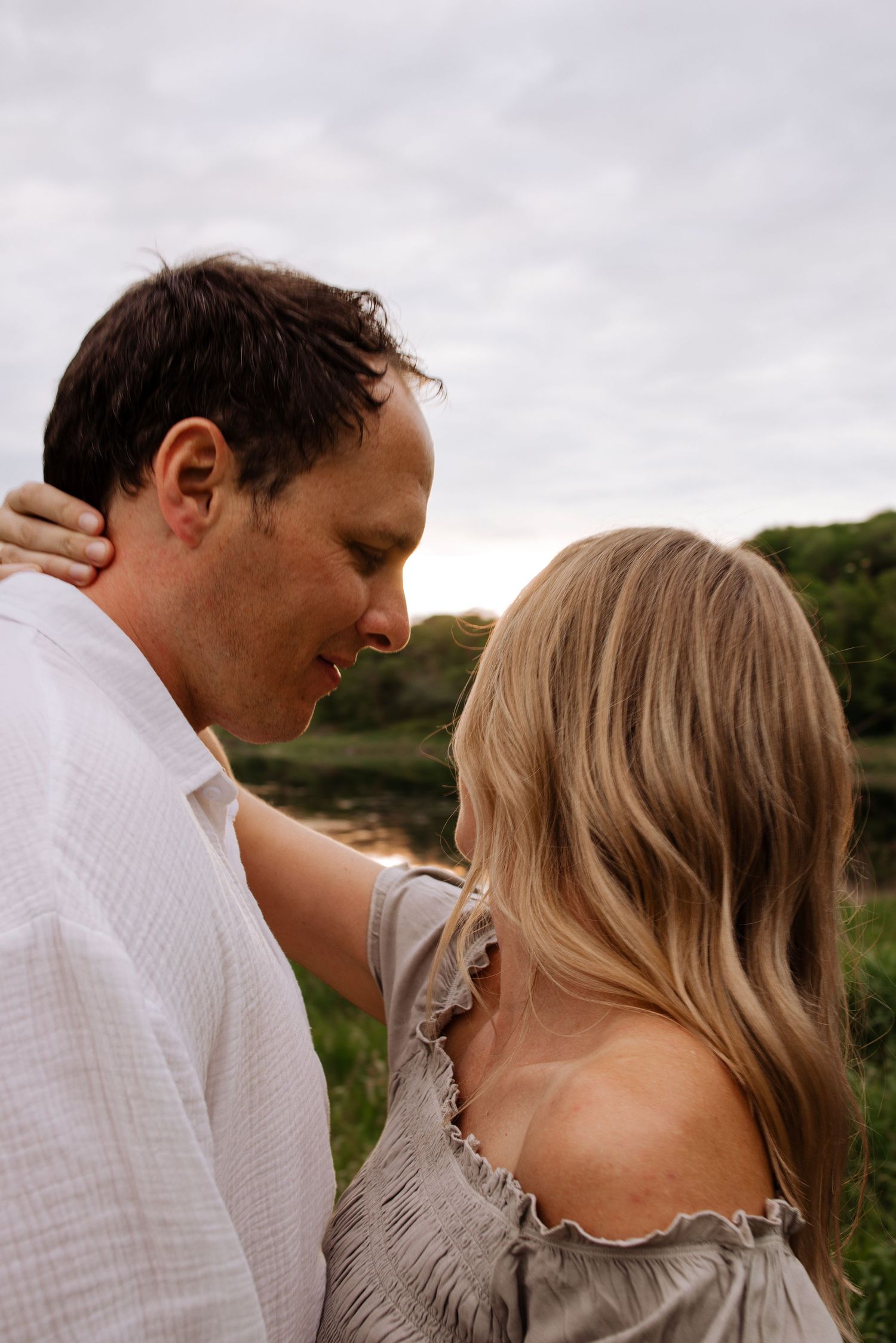 Fergus Falls Couple Photographer