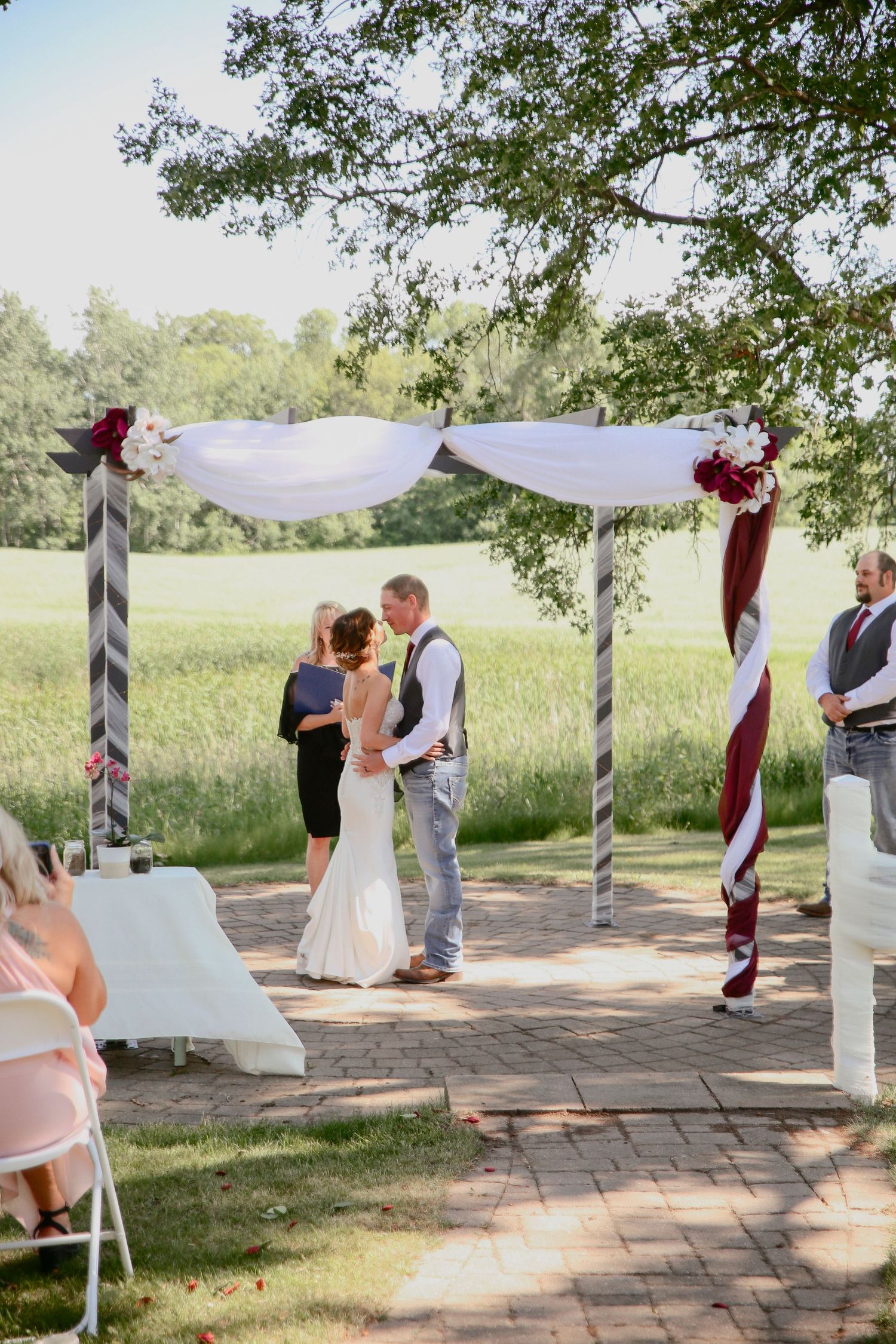 Fergus Falls Wedding Photographer