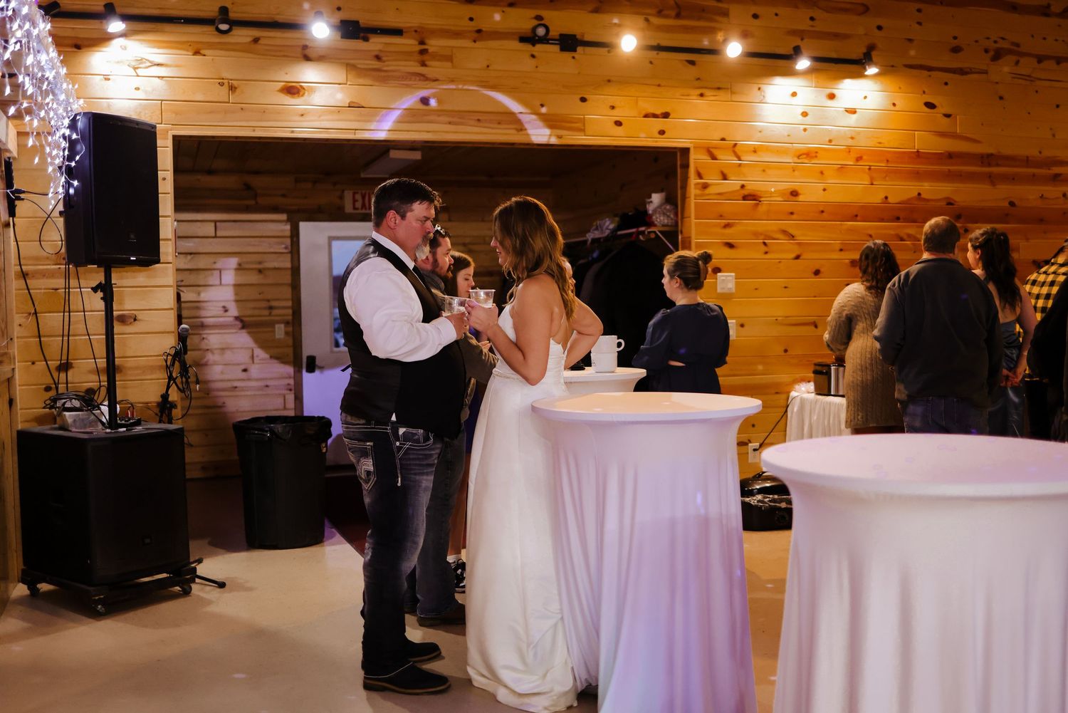 Fergus Falls Wedding Photographer