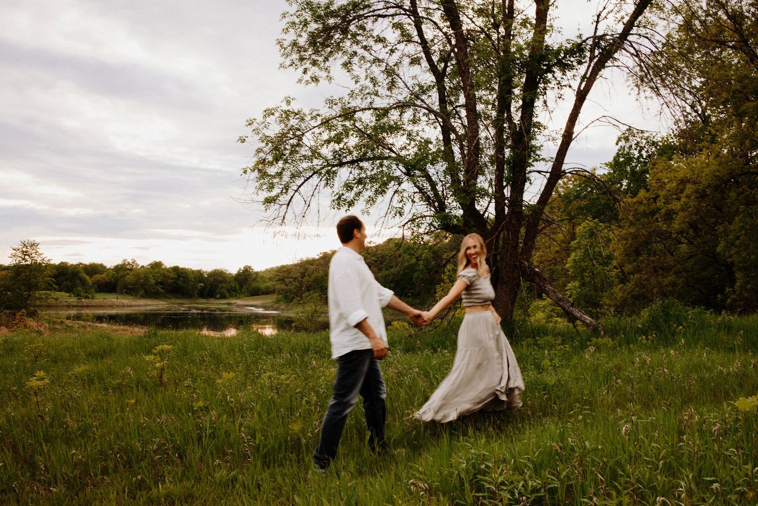Fergus Falls Couple Photographer