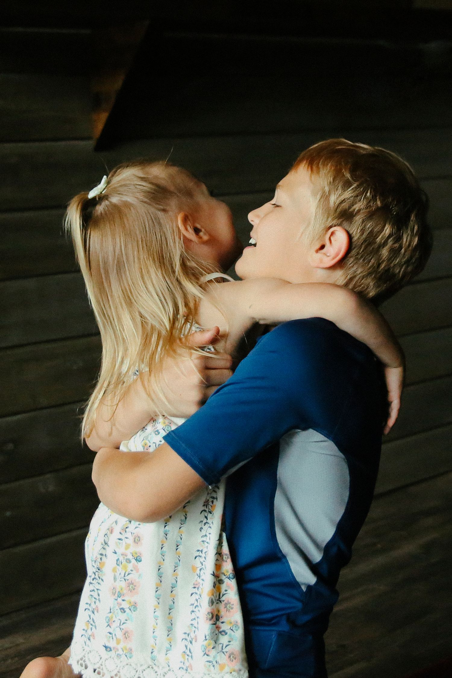 Minnesota Family Photographer. Fergus Falls Family Photographer. Lifestyle Photos. Lifestyle Family Photos.