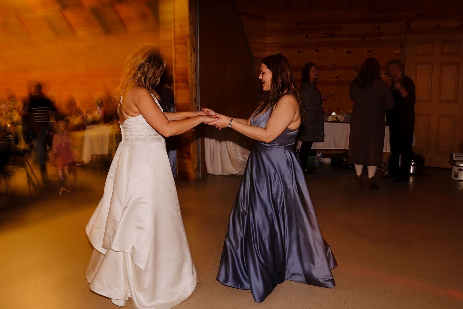 Fergus Falls Wedding Photographer