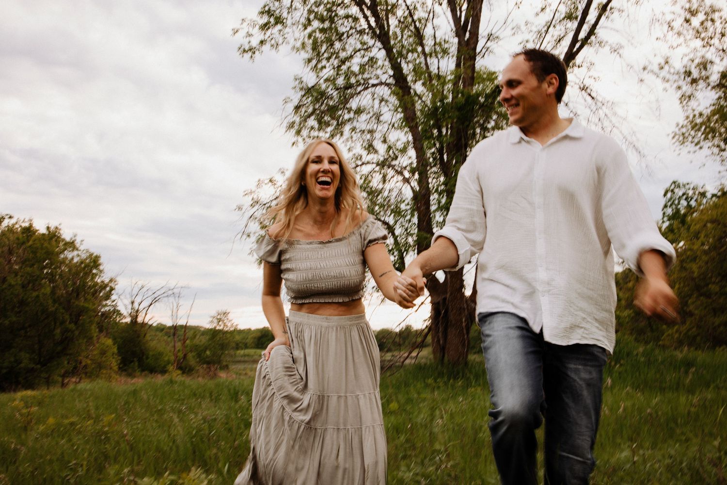 Fergus Falls Couple Photographer